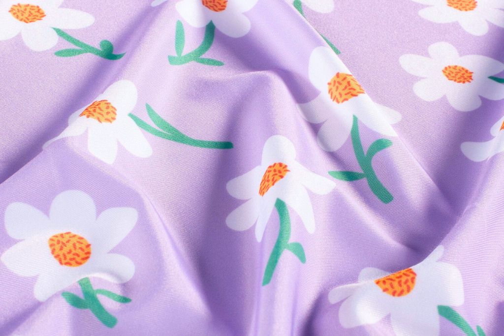 Badeanzugstoff, Bade Jersey, Swimwear, UPF50, Blumen, lila, 0,5 m