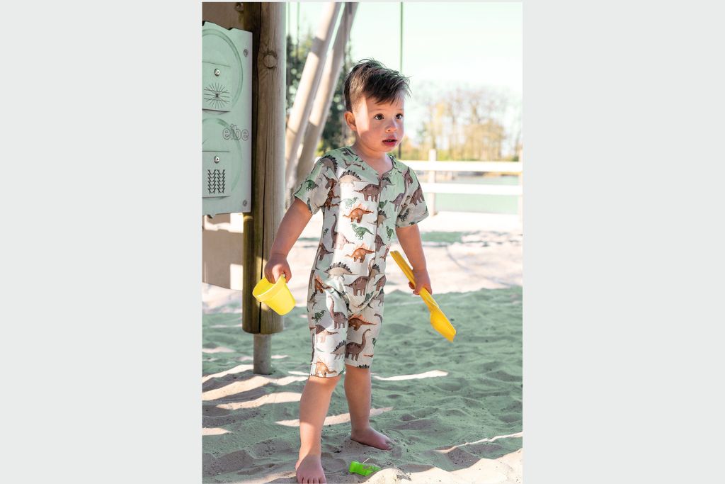 Badeanzugstoff, Bade Jersey, Swimwear, UPF50, Dinosaurier, hellgrün, 0,5 m