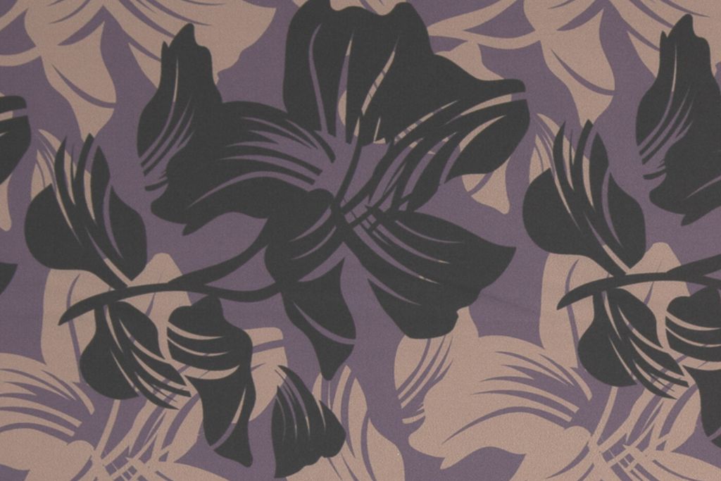 Restmenge 1,5 Meter NANO-Softshell "Fiete" mit Blumen, lila