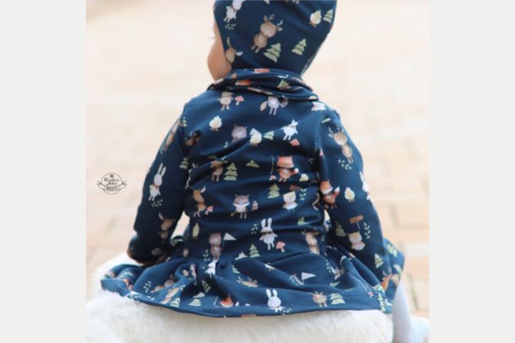 French Terry mit Waldtieren, Fräulein von Julie, dunkelblau, 0,5 m