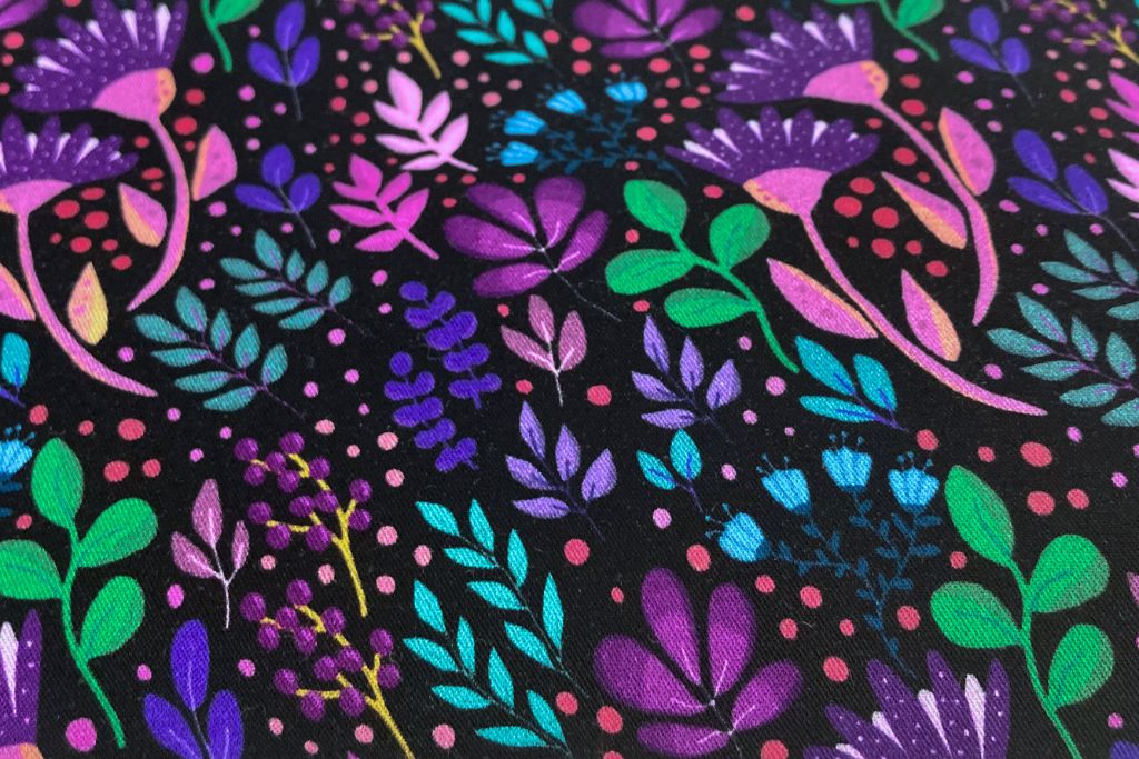 Viskose Webware, "In full bloom" by Emjo-Design, Swafing, Blumen, schwarz, 0,5 m