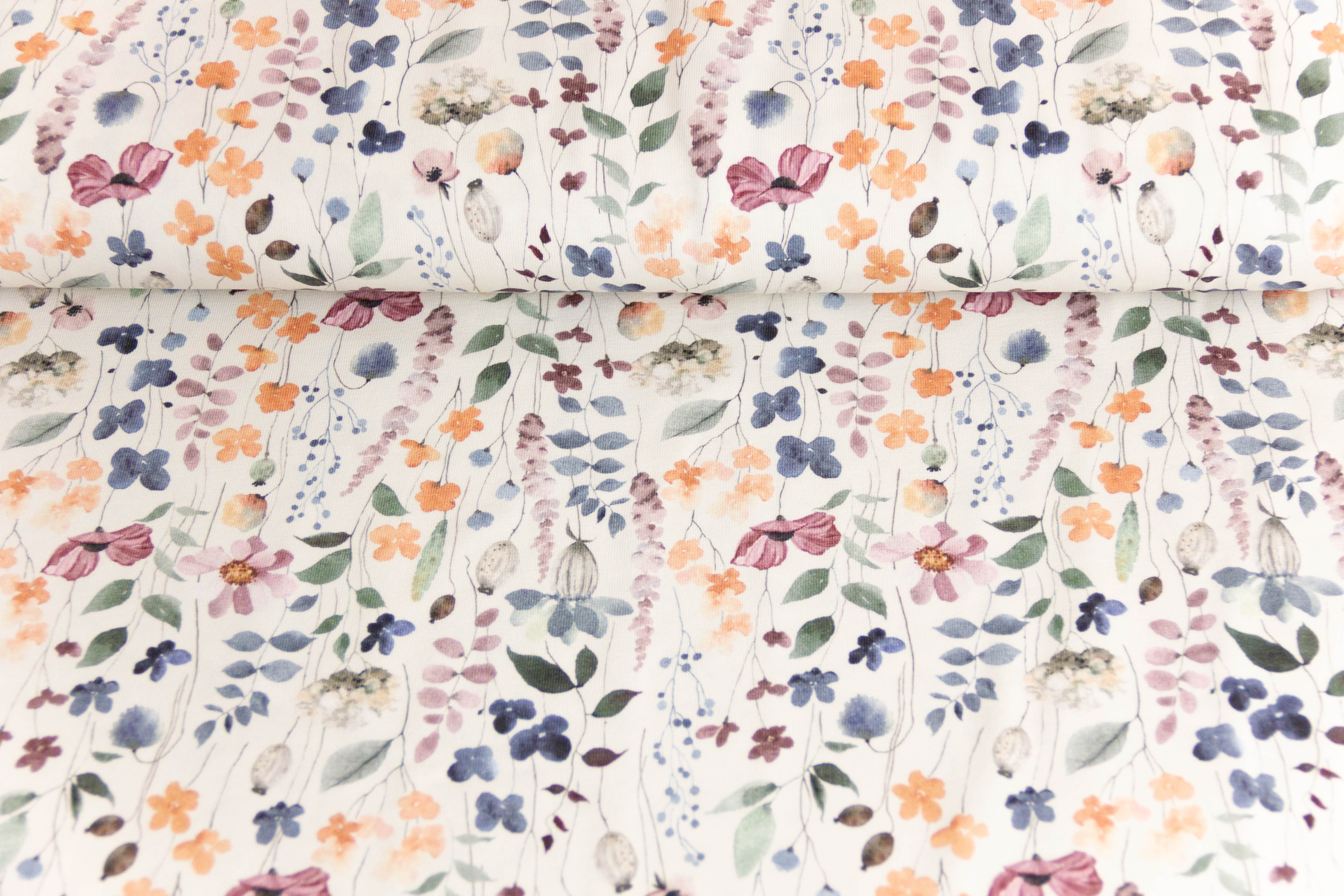 Jersey mit Sommerblumen, ecru, Artikel-Nr. FVJ-4069, Fräulein von Julie, 0,5 m