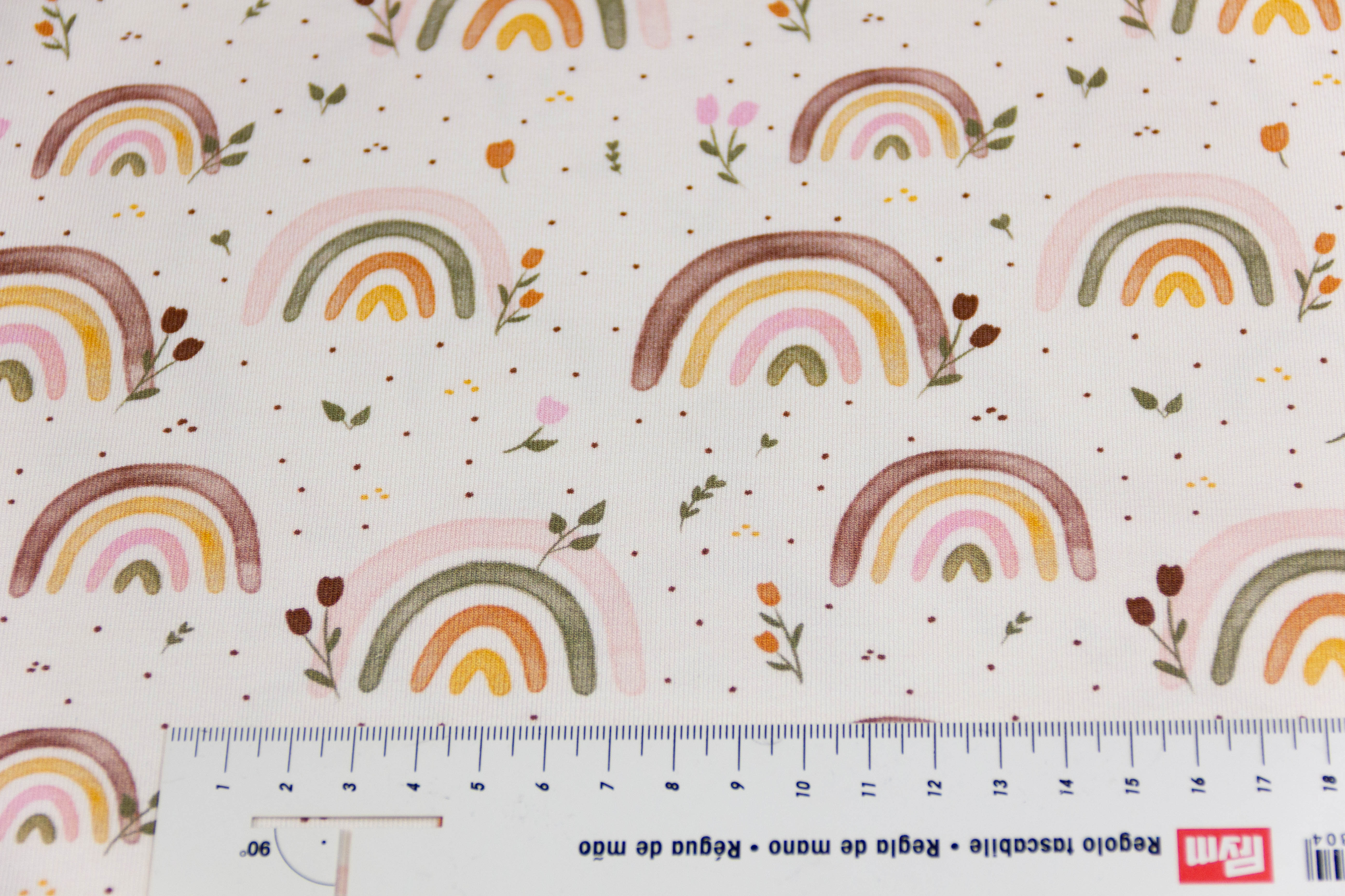 Jersey mit Regenbogen, Artikel-Nr. FVJ-3572, Fräulein von Julie, cremeweiß, 0,5 m