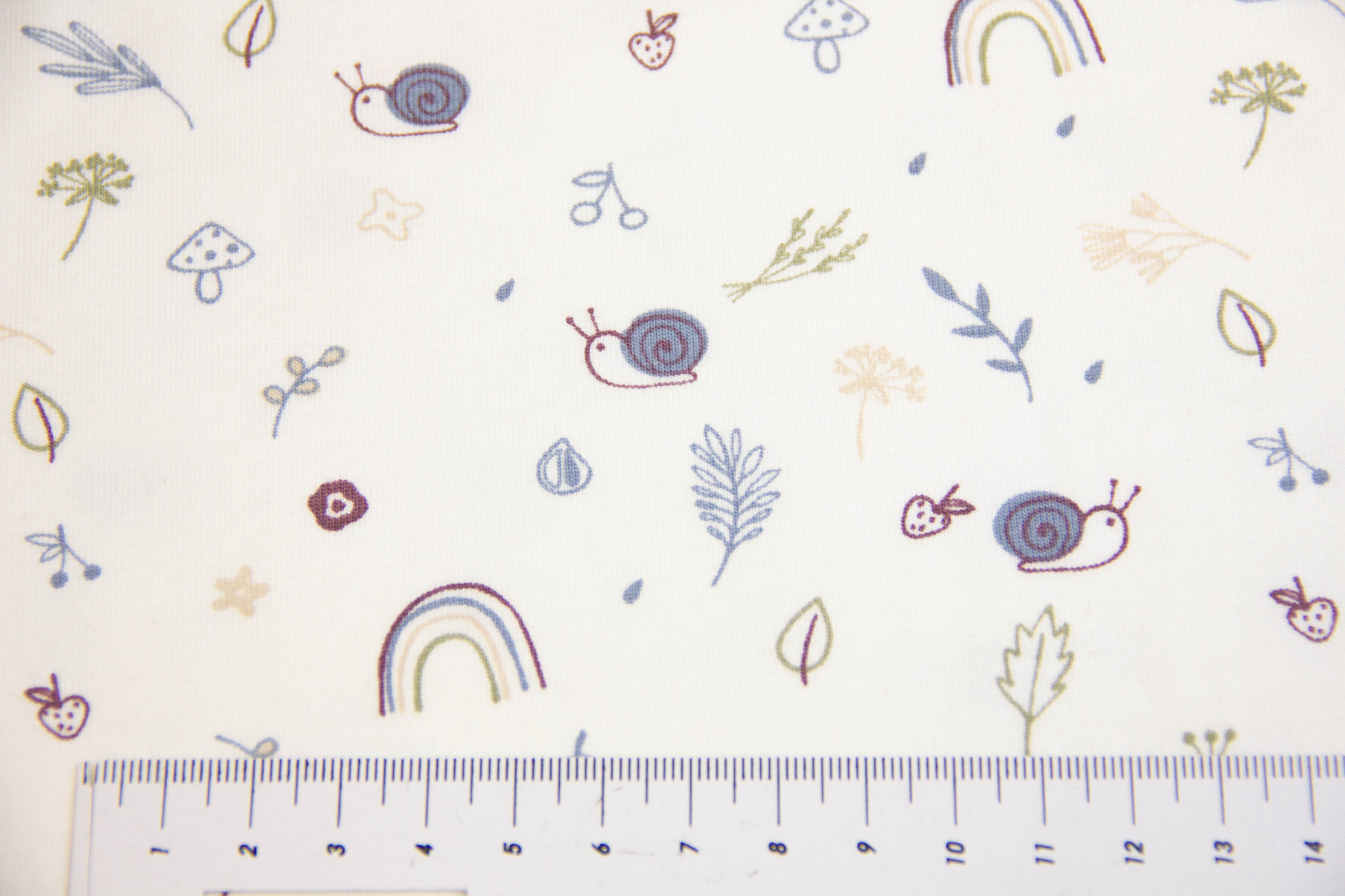 Jersey mit Schnecken und Regenbogen, ecru, 0,5 m