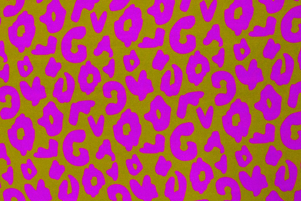 Restmenge 70 cm Viskose Webware, "Happy Leo" by Cherry Picking, lila, olivgrün, Swafing