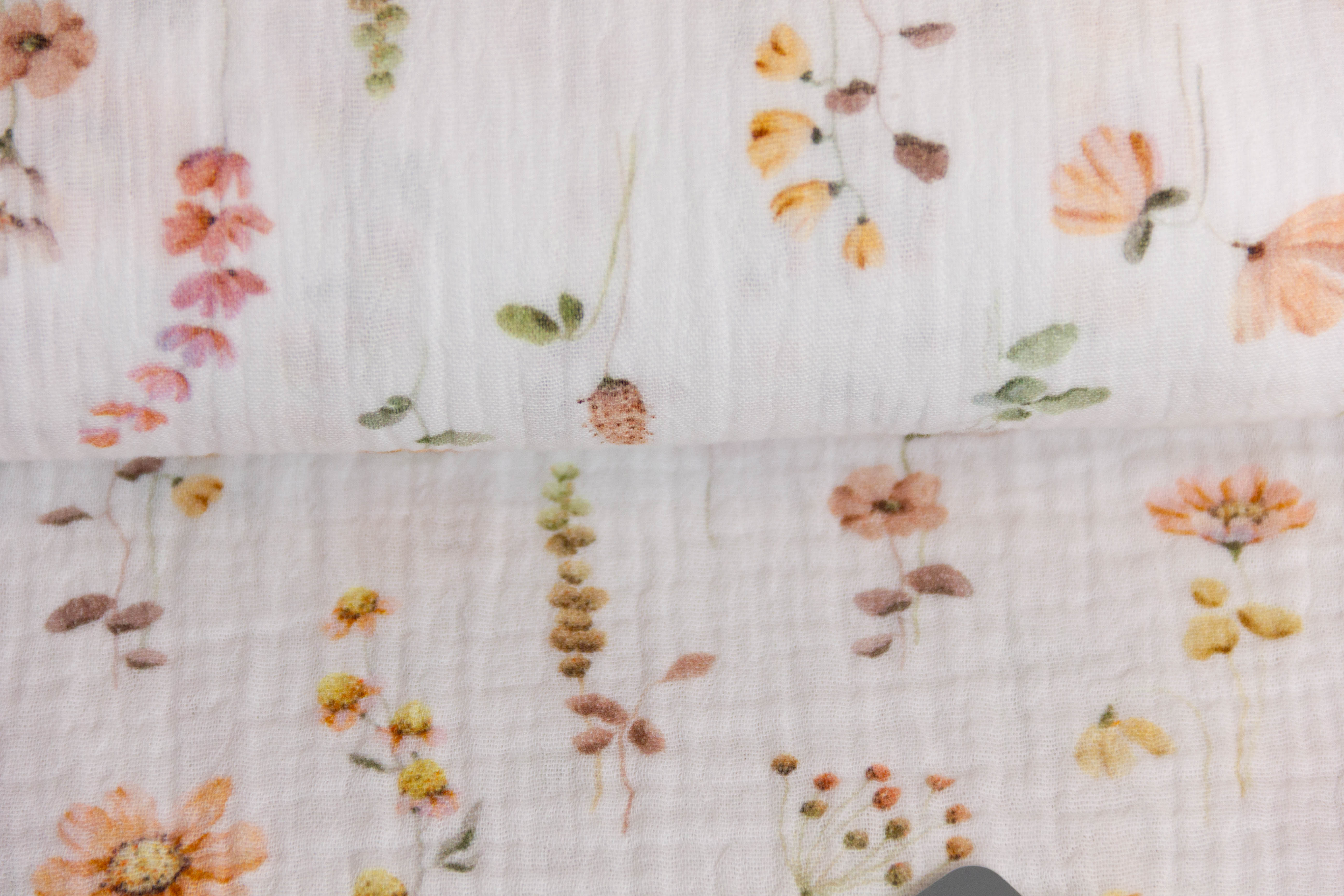 Musselin, Double Gauze, mit Blumen, wollweiß, 0,5 m