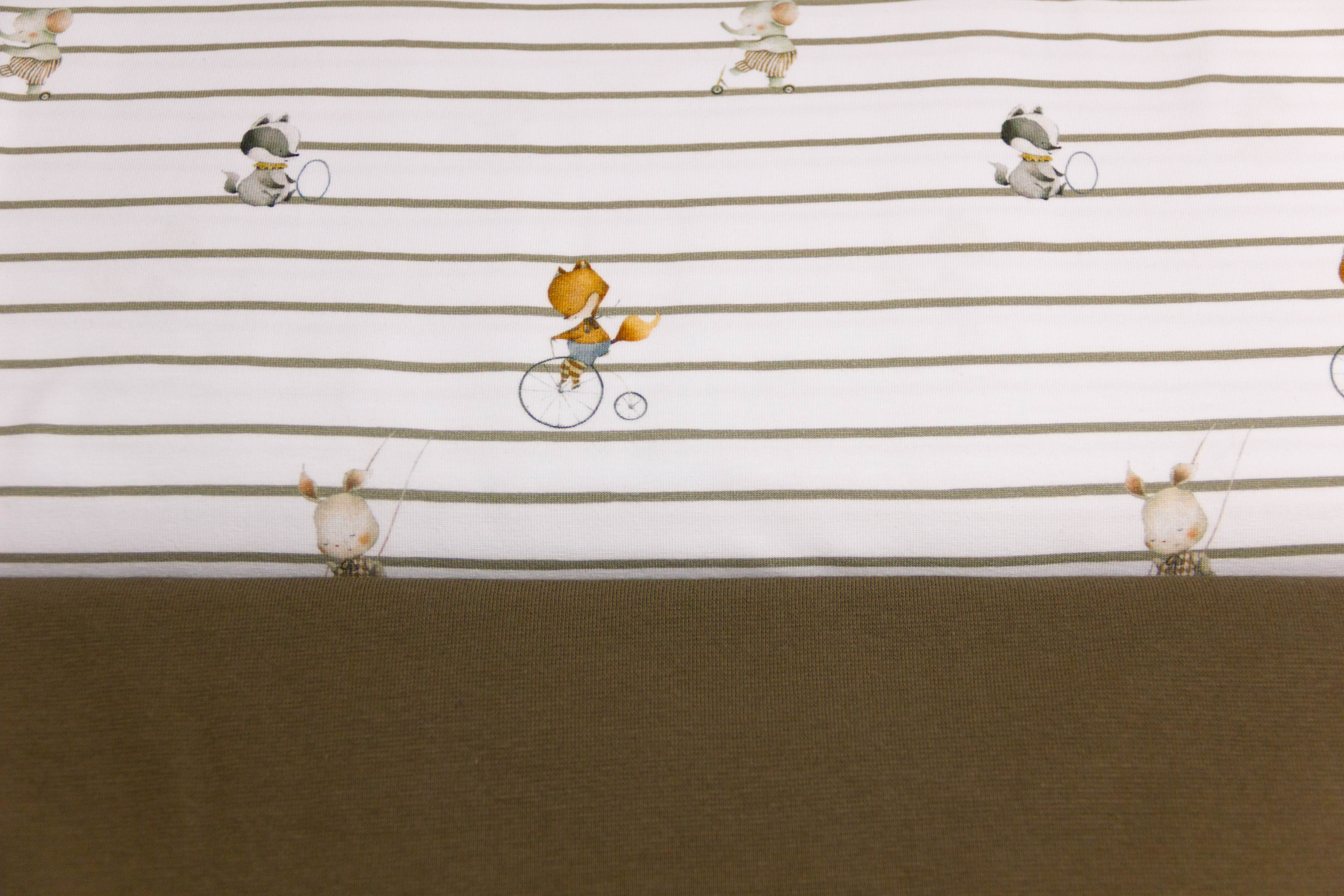 Stoffpaket Jersey + Bündchen Jersey mit Tierkindern, gestreift, weiß, oliv