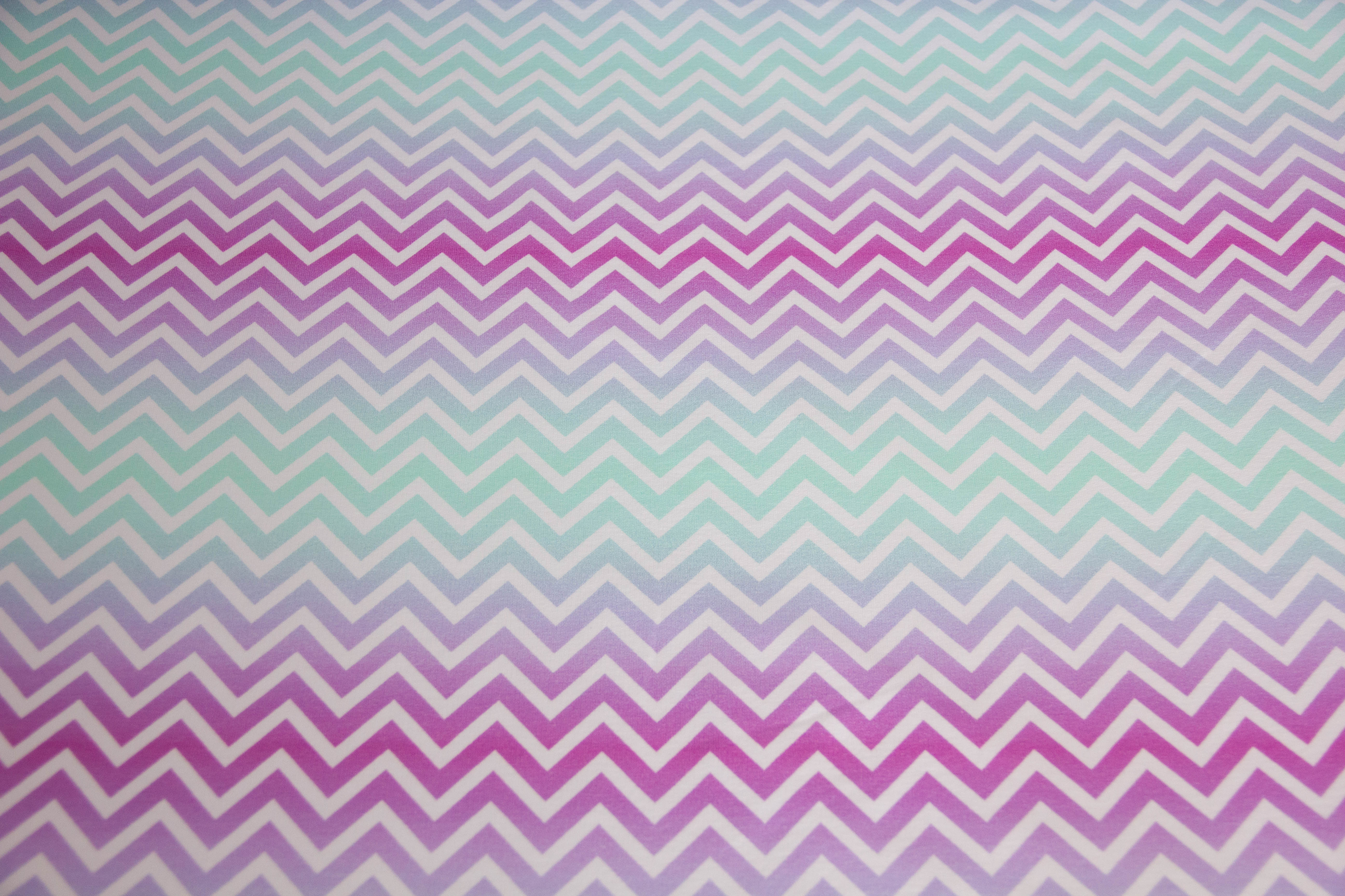 Stretch Sweat Chevron Design, Fräulein von Julie, angeraut, lila, mint, 0,5 m