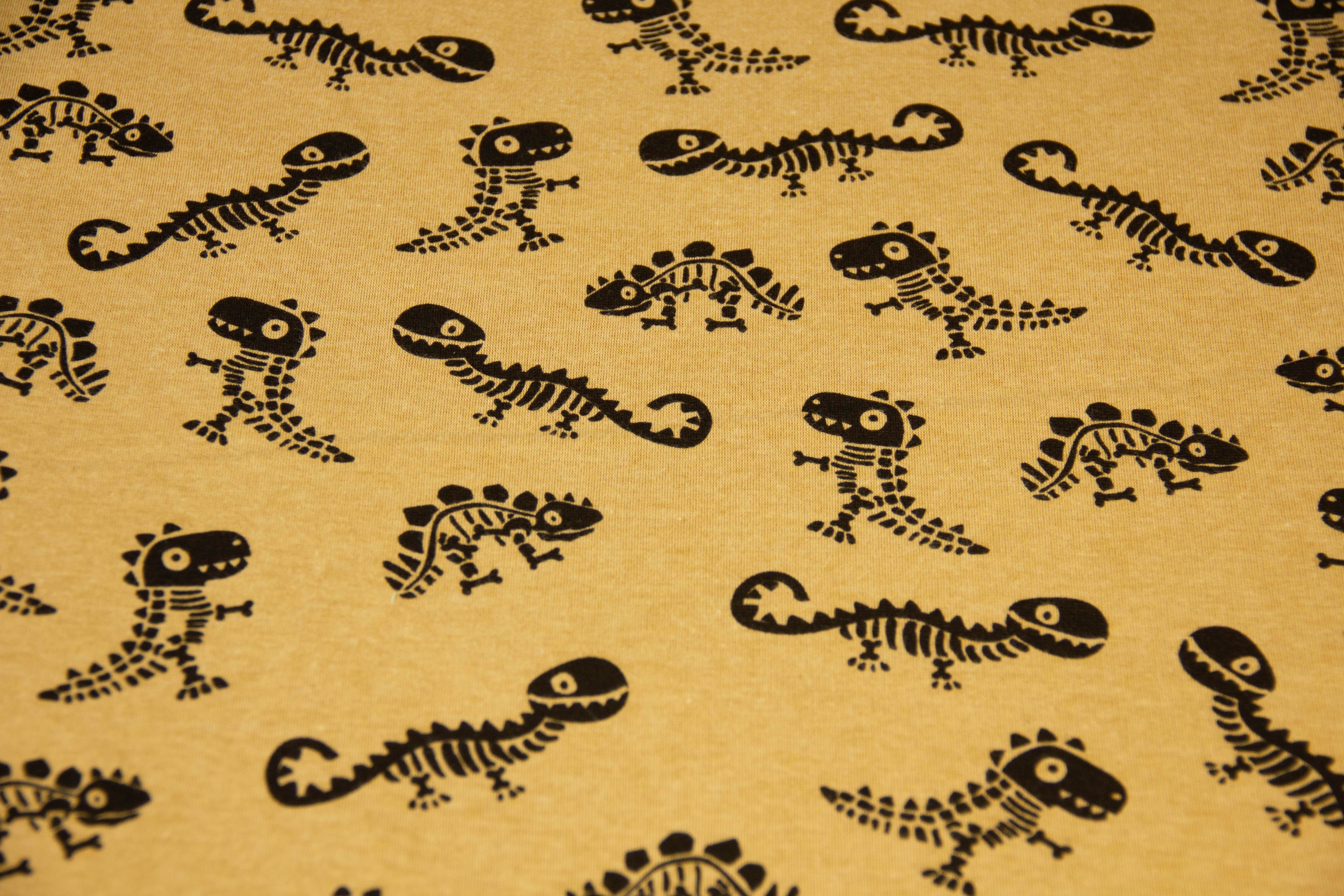 Alpenfleece mit Dinos, senfgelb, 0,5 m