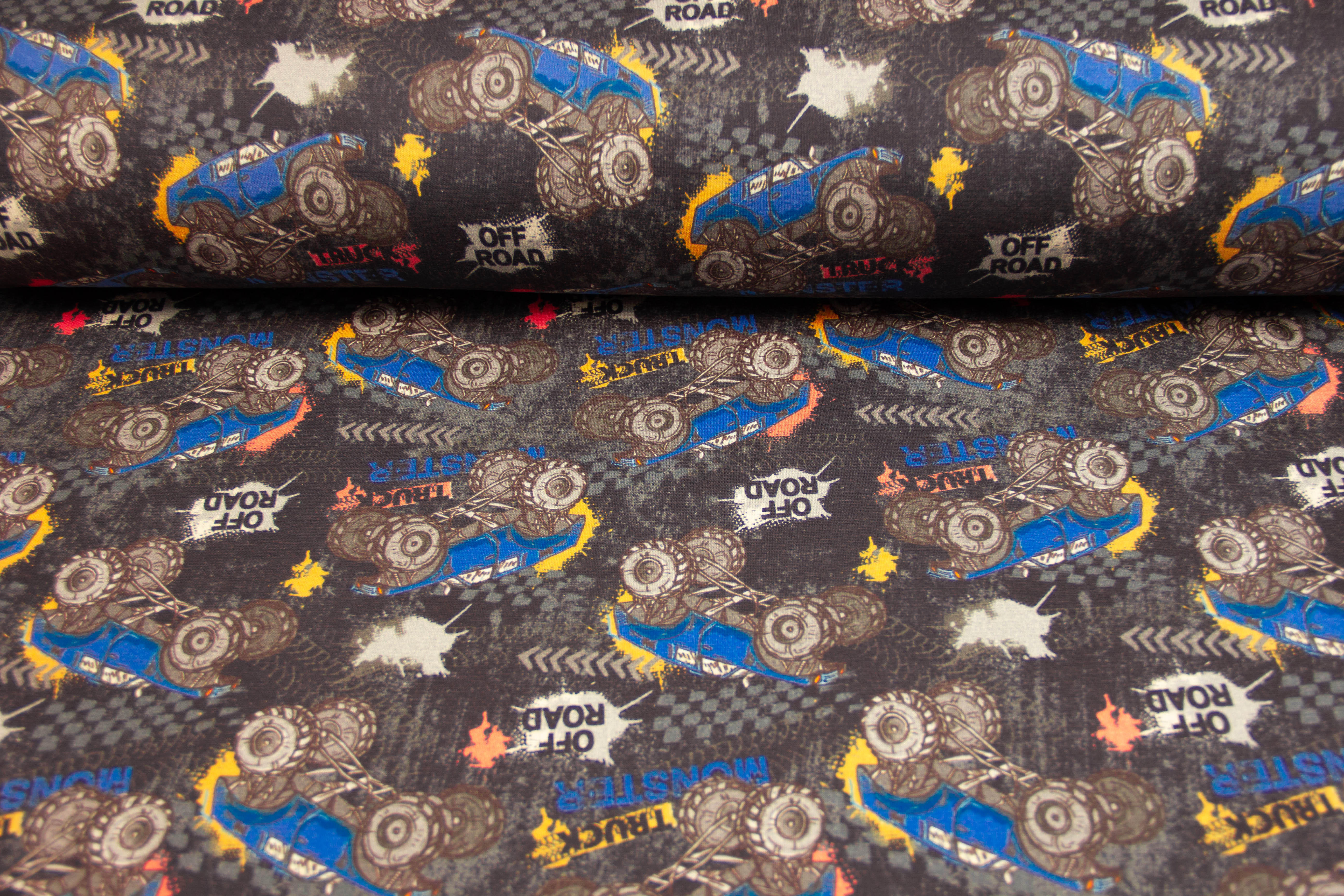 Alpenfleece mit Monstertrucks, schwarz, 0,5 m