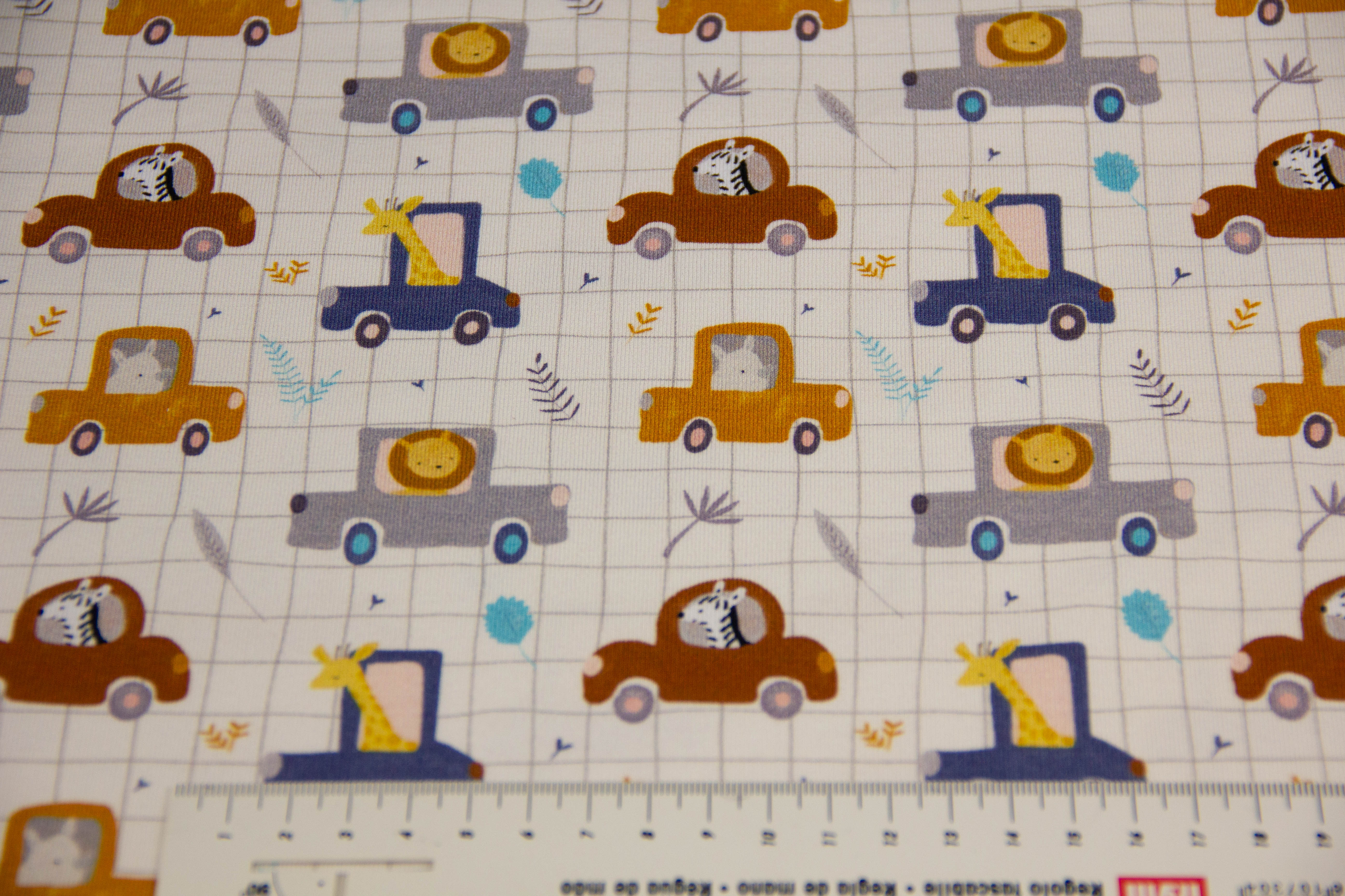Restmenge 1 Meter Jersey mit Autos, FrÀulein von Julie, beige