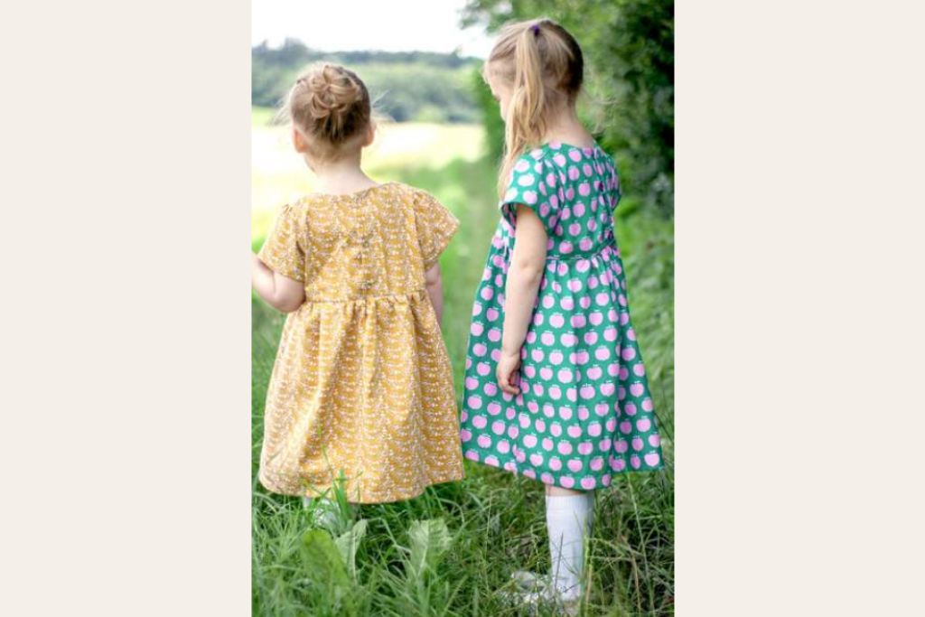 Papierschnittmuster "Sommerkleid Juna" von Lybstes (Gr. 56-122)