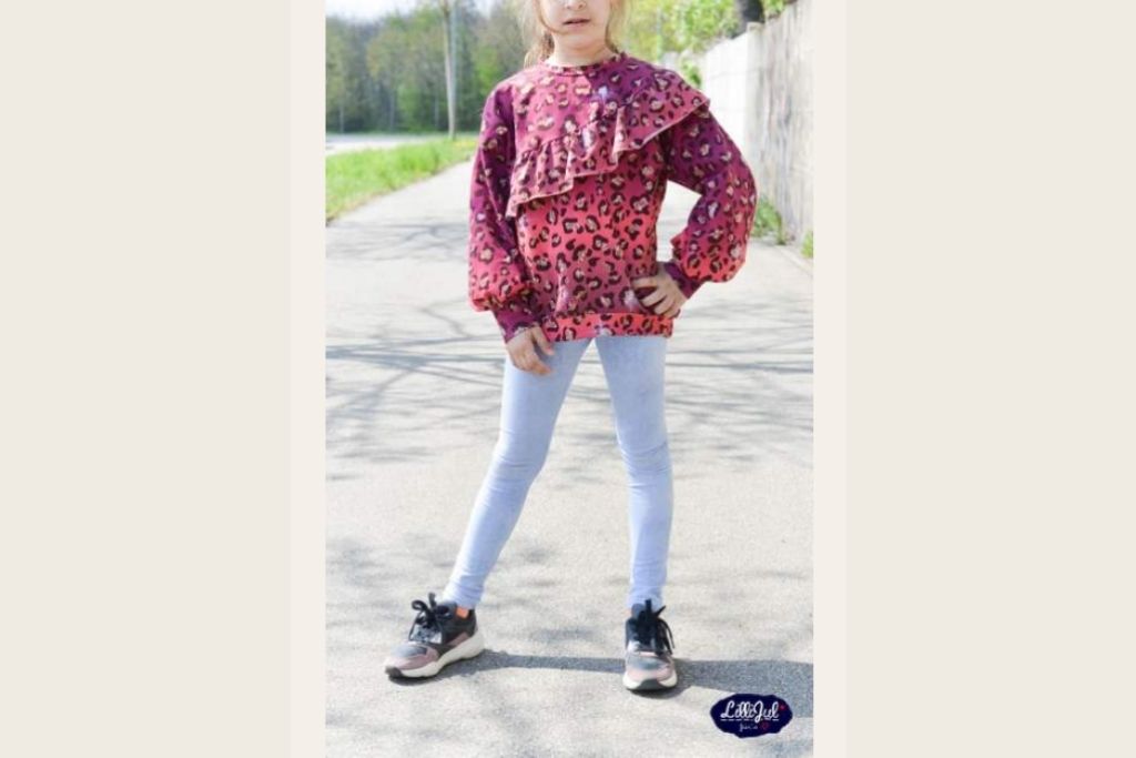 Papierschnittmuster "Oversized Sweater Kids" von Lybstes (Gr. 122-164)