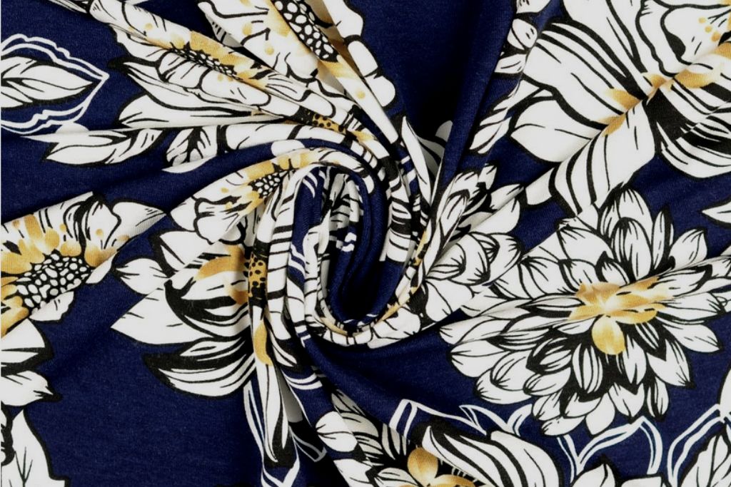 Viskose Jersey mit Blumen, dunkelblau, 0,5 m