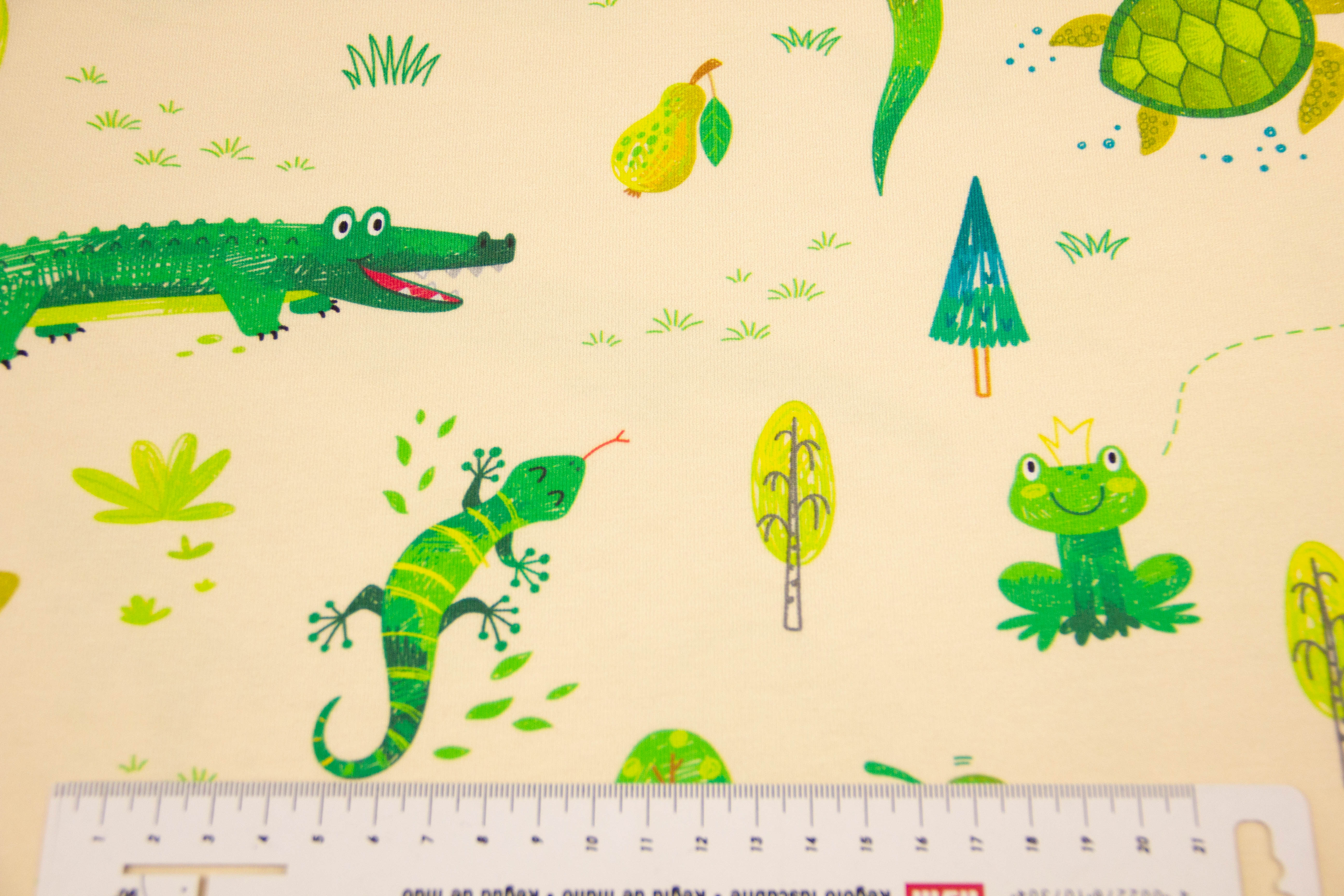 Stoffpaket Jersey + Bündchen mit Dinosauriern, Krokodilen, sand, grün